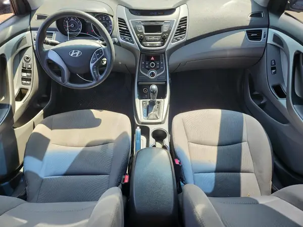 5NPDH4AE2GH692593 2016 HYUNDAI ELANTRA - Image 8