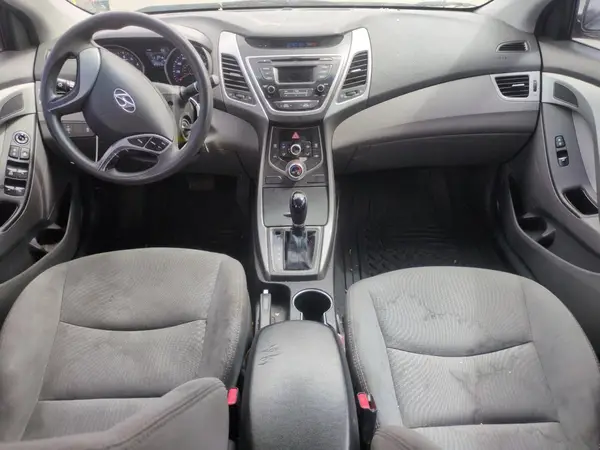5NPDH4AE2GH693131 2016 HYUNDAI ELANTRA - Image 8