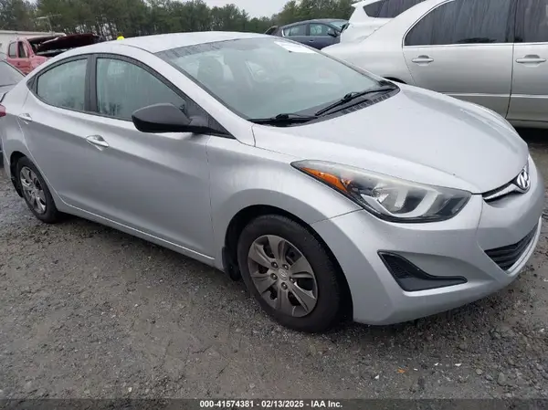 5NPDH4AE2GH694702 2016 HYUNDAI ELANTRA - Image 1