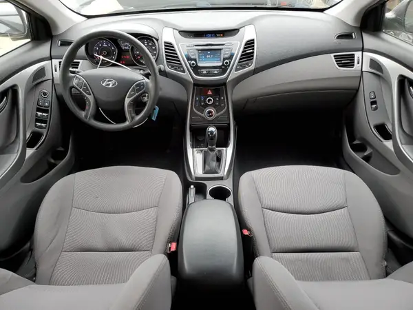 5NPDH4AE2GH702233 2016 HYUNDAI ELANTRA - Image 8