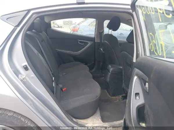 5NPDH4AE2GH705603 2016 HYUNDAI ELANTRA - Image 8