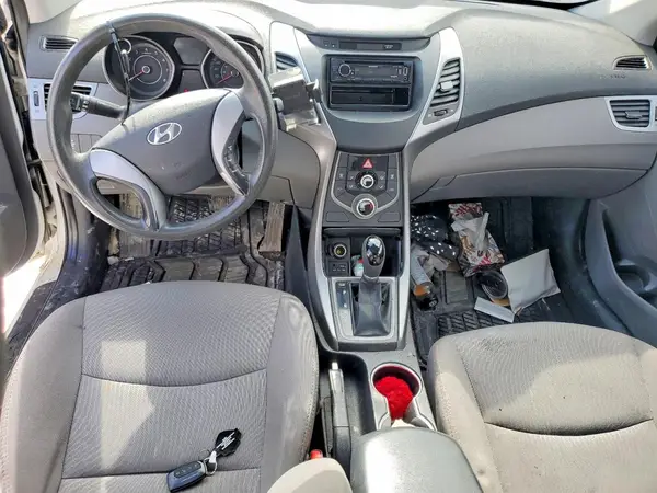 5NPDH4AE2GH707903 2016 HYUNDAI ELANTRA - Image 8