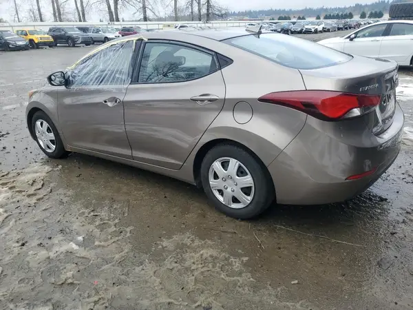 5NPDH4AE2GH708016 2016 HYUNDAI ELANTRA - Image 2