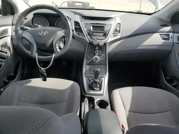 5NPDH4AE2GH708209 2016 HYUNDAI ELANTRA - Image 8