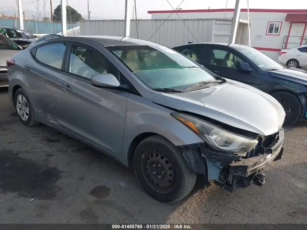 5NPDH4AE2GH708274 2016 HYUNDAI ELANTRA - Image 1