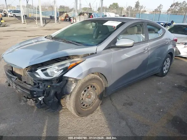 5NPDH4AE2GH708274 2016 HYUNDAI ELANTRA - Image 2