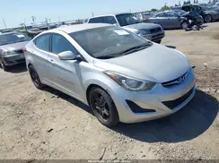 5NPDH4AE2GH708811 2016 HYUNDAI ELANTRA