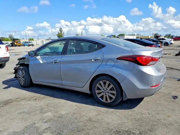 5NPDH4AE2GH709215 2016 HYUNDAI ELANTRA - Image 2