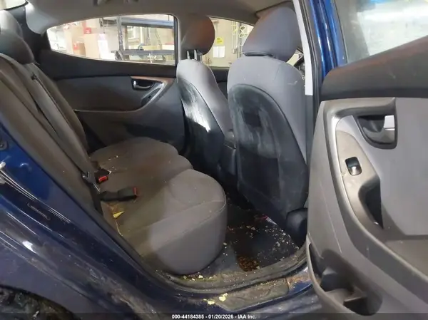 5NPDH4AE2GH710803 2016 HYUNDAI ELANTRA - Image 8