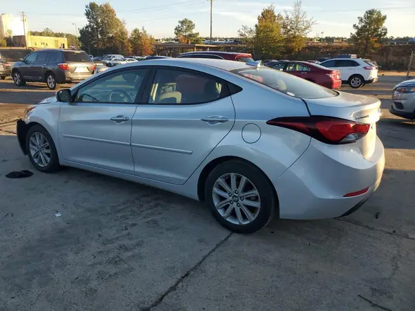 5NPDH4AE2GH710851 2016 HYUNDAI ELANTRA - Image 2