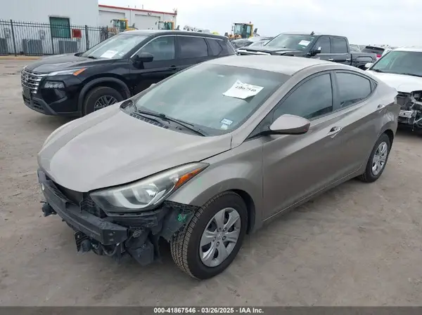 5NPDH4AE2GH715001 2016 HYUNDAI ELANTRA - Image 2