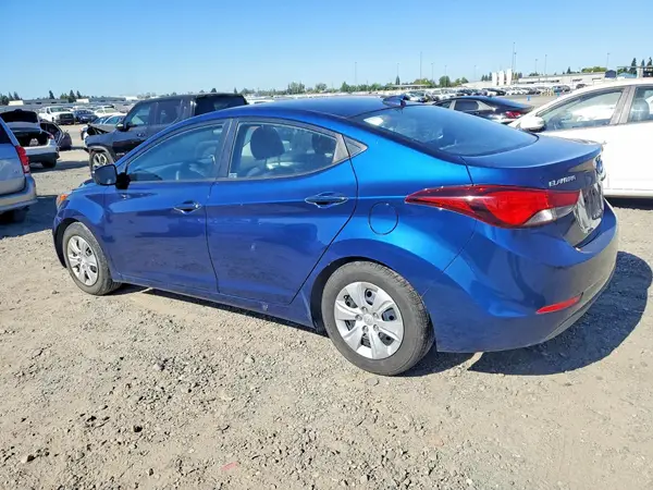 5NPDH4AE2GH715869 2016 HYUNDAI ELANTRA - Image 2