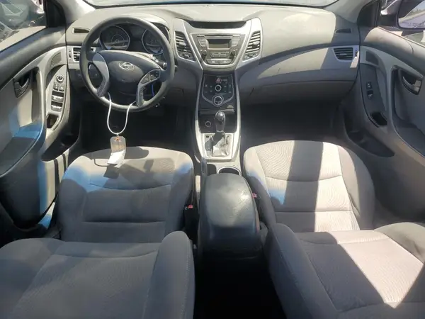 5NPDH4AE2GH716987 2016 HYUNDAI ELANTRA - Image 8