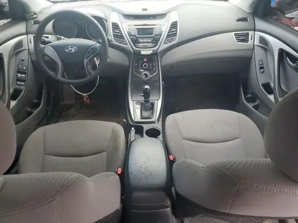 5NPDH4AE2GH717380 2016 HYUNDAI ELANTRA - Image 8