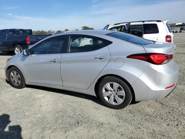 5NPDH4AE2GH717508 2016 HYUNDAI ELANTRA - Image 2