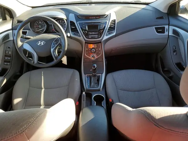 5NPDH4AE2GH721722 2016 HYUNDAI ELANTRA - Image 8