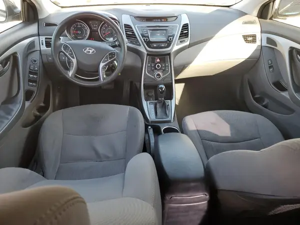 5NPDH4AE2GH722045 2016 HYUNDAI ELANTRA - Image 8