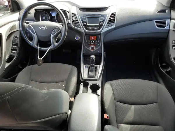 5NPDH4AE2GH723311 2016 HYUNDAI ELANTRA - Image 8