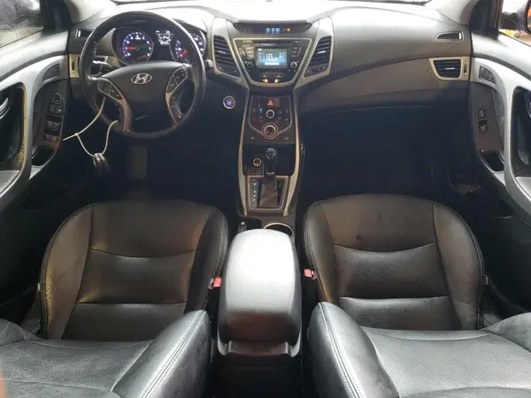 5NPDH4AE2GH724409 2016 HYUNDAI ELANTRA - Image 8
