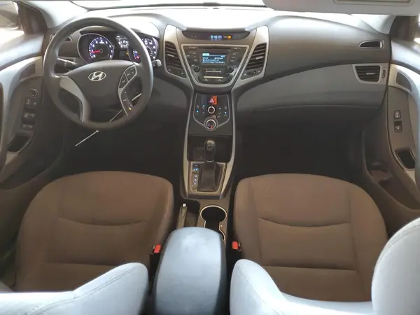 5NPDH4AE2GH724488 2016 HYUNDAI ELANTRA - Image 8