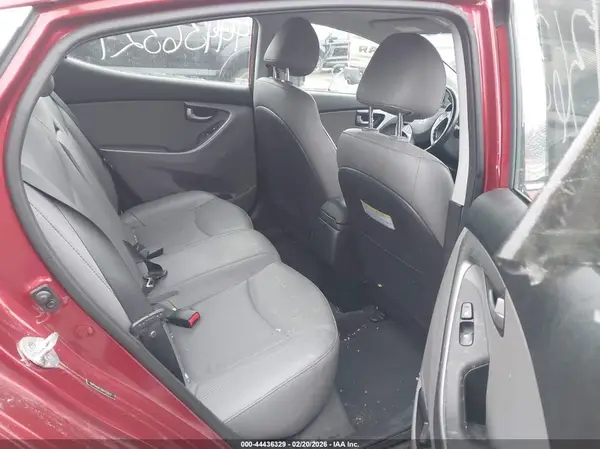 5NPDH4AE2GH725012 2016 HYUNDAI ELANTRA - Image 8