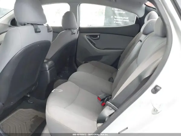 5NPDH4AE2GH726113 2016 HYUNDAI ELANTRA - Image 8