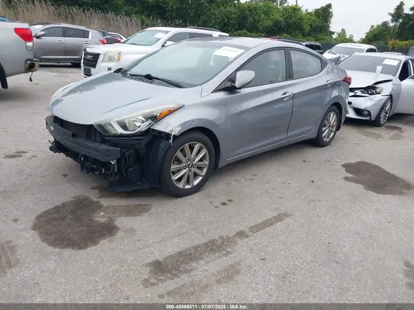 5NPDH4AE2GH727276 2016 HYUNDAI ELANTRA - Image 2