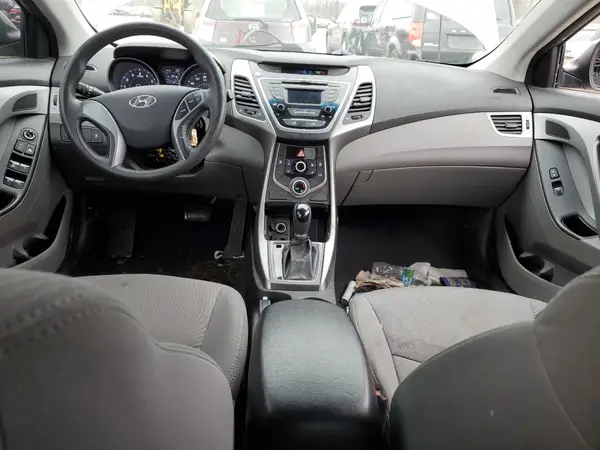 5NPDH4AE2GH729920 2016 HYUNDAI ELANTRA - Image 8