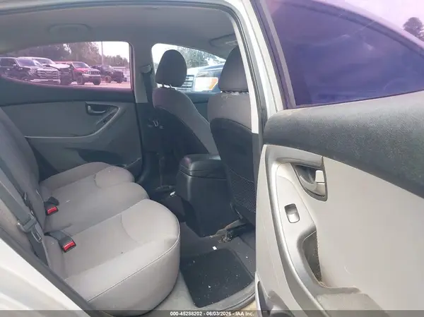 5NPDH4AE2GH730470 2016 HYUNDAI ELANTRA - Image 8