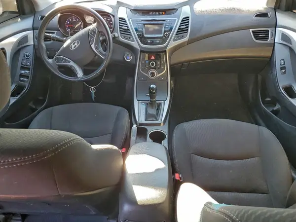 5NPDH4AE2GH731313 2016 HYUNDAI ELANTRA - Image 8