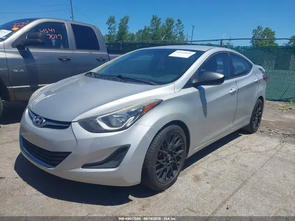 5NPDH4AE2GH735538 2016 HYUNDAI ELANTRA - Image 2
