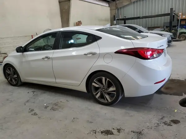 5NPDH4AE2GH735958 2016 HYUNDAI ELANTRA - Image 2