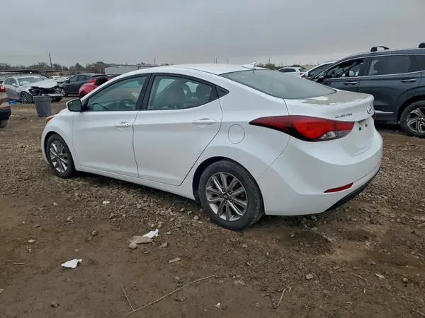 5NPDH4AE2GH737015 2016 HYUNDAI ELANTRA - Image 2