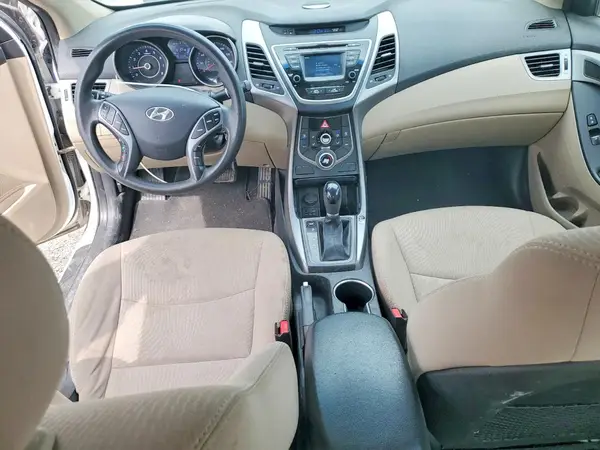 5NPDH4AE2GH737015 2016 HYUNDAI ELANTRA - Image 8