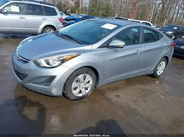 5NPDH4AE2GH737595 2016 HYUNDAI ELANTRA - Image 2