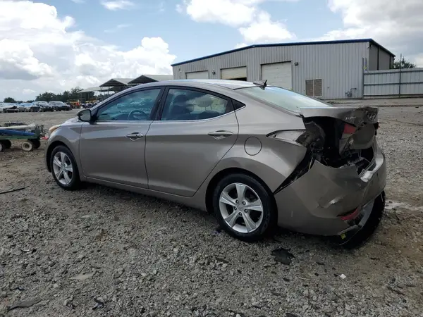 5NPDH4AE2GH738990 2016 HYUNDAI ELANTRA - Image 2