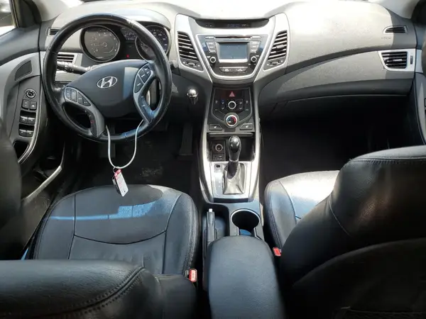 5NPDH4AE2GH738990 2016 HYUNDAI ELANTRA - Image 8