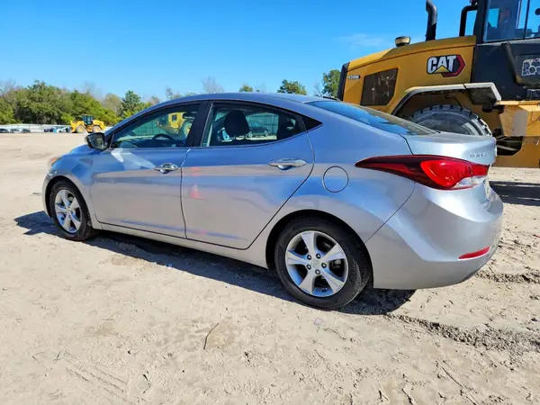 5NPDH4AE2GH739704 2016 HYUNDAI ELANTRA - Image 2