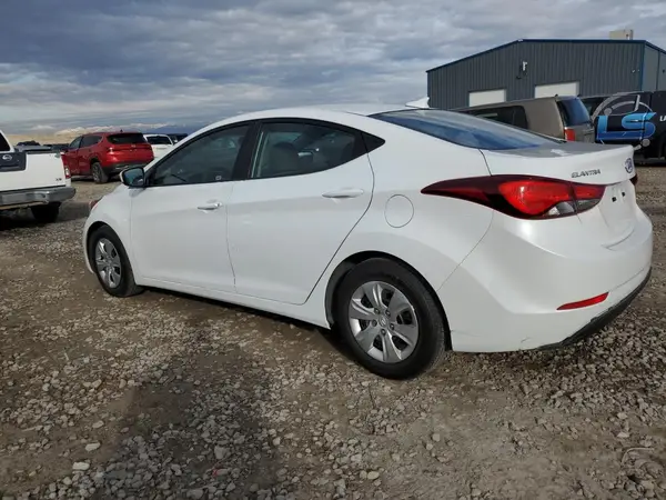 5NPDH4AE2GH740092 2016 HYUNDAI ELANTRA - Image 2
