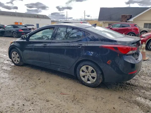 5NPDH4AE2GH742652 2016 HYUNDAI ELANTRA - Image 2