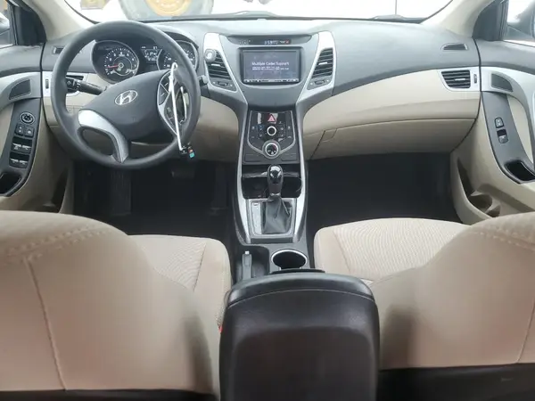 5NPDH4AE2GH743705 2016 HYUNDAI ELANTRA - Image 8