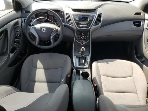 5NPDH4AE2GH744790 2016 HYUNDAI ELANTRA - Image 8