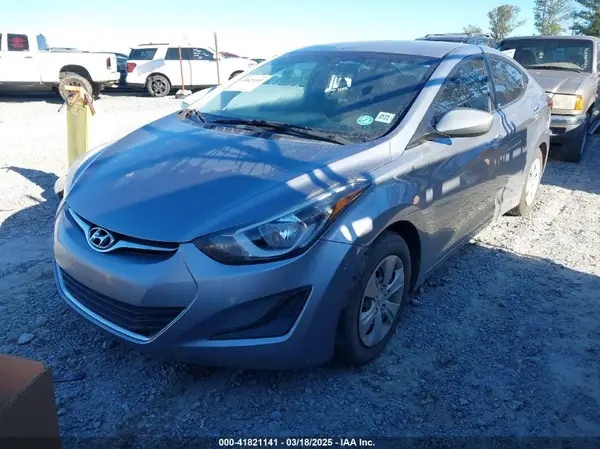 5NPDH4AE2GH745535 2016 HYUNDAI ELANTRA - Image 2
