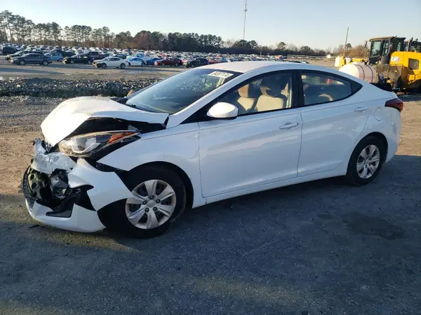5NPDH4AE2GH746538 2016 HYUNDAI ELANTRA - Image 1