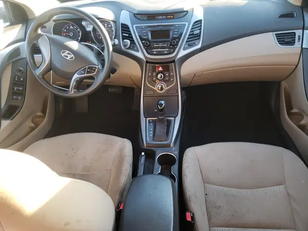5NPDH4AE2GH746538 2016 HYUNDAI ELANTRA - Image 8