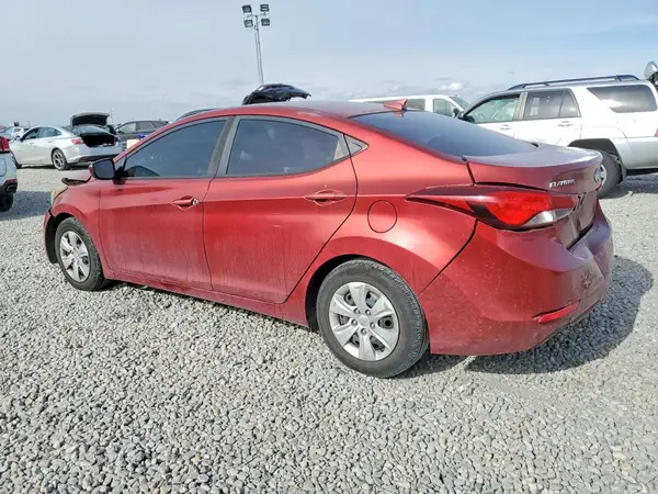 5NPDH4AE2GH747270 2016 HYUNDAI ELANTRA - Image 2