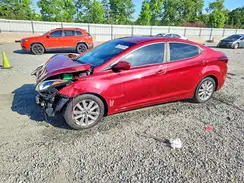 5NPDH4AE2GH747608 2016 HYUNDAI ELANTRA