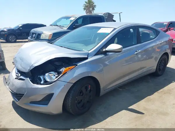 5NPDH4AE2GH750105 2016 HYUNDAI ELANTRA - Image 2