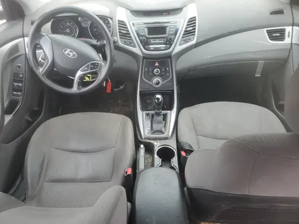 5NPDH4AE2GH750380 2016 HYUNDAI ELANTRA - Image 8