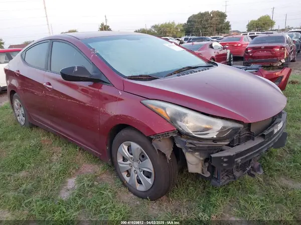 5NPDH4AE2GH751769 2016 HYUNDAI ELANTRA - Image 1